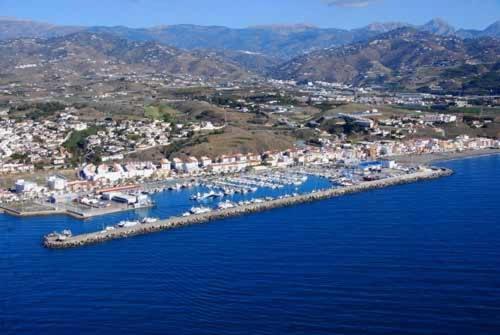 Appartement Baviera Hills - Torre Del Mar - Costa Del Sol 卡莱塔·德·贝莱斯 外观 照片